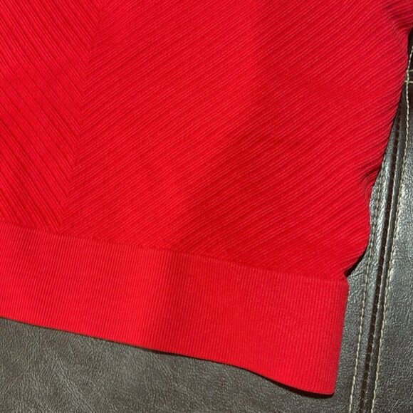 DSG Women's Momentum Seamless Cropped Tank Top - Picture 4 of 8